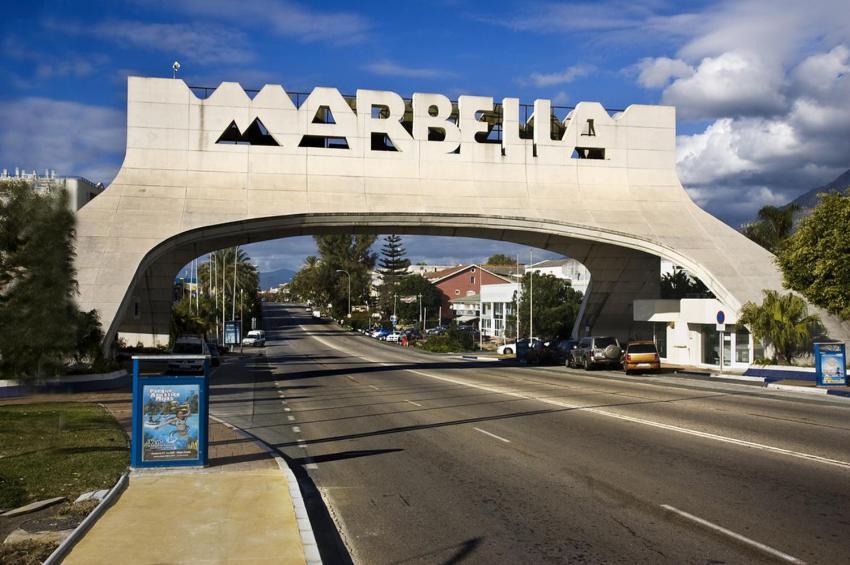 Marbella Centre Beachfront & Pool Exterior foto